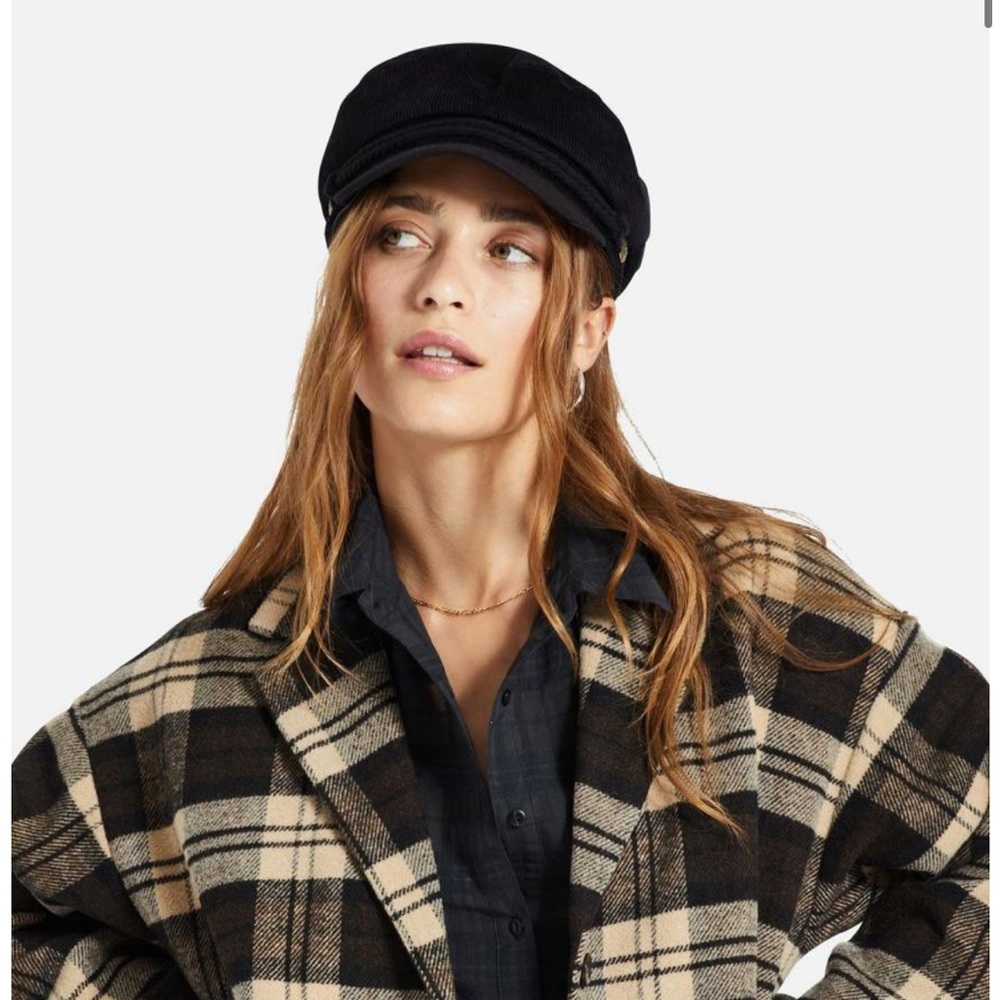 Brixton Fiddler Cap in Black size small